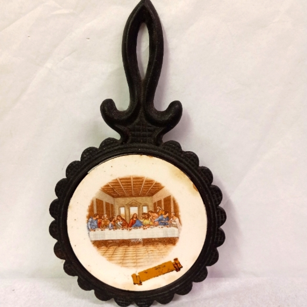 VINTAGE Cast Iron Trivet THE LORDS SUPPER Tile Wall Decor Dining Room or Kitchen